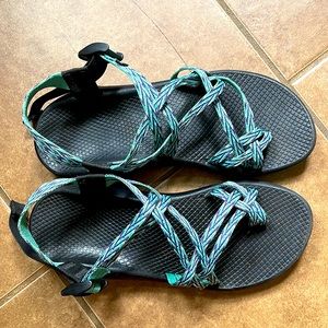 Chaco sandals womens chacos size 10 wide blue/black